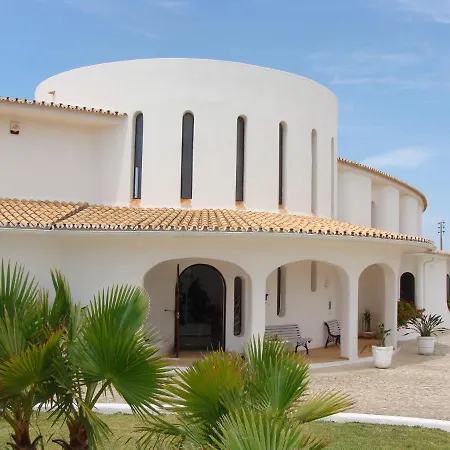 Flor Do Vale - Turisticos 吉亚