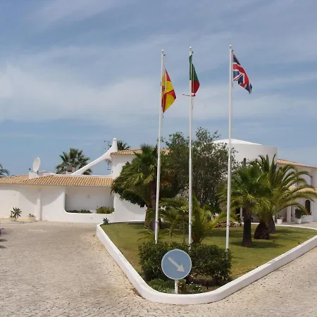 Flor Do Vale - Turisticos 吉亚