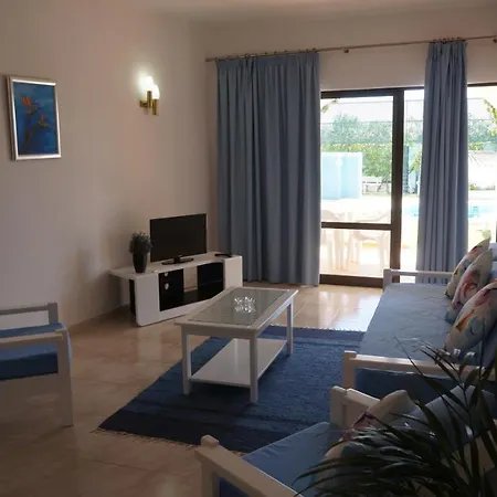 Flor Do Vale - Turisticos 公寓 *